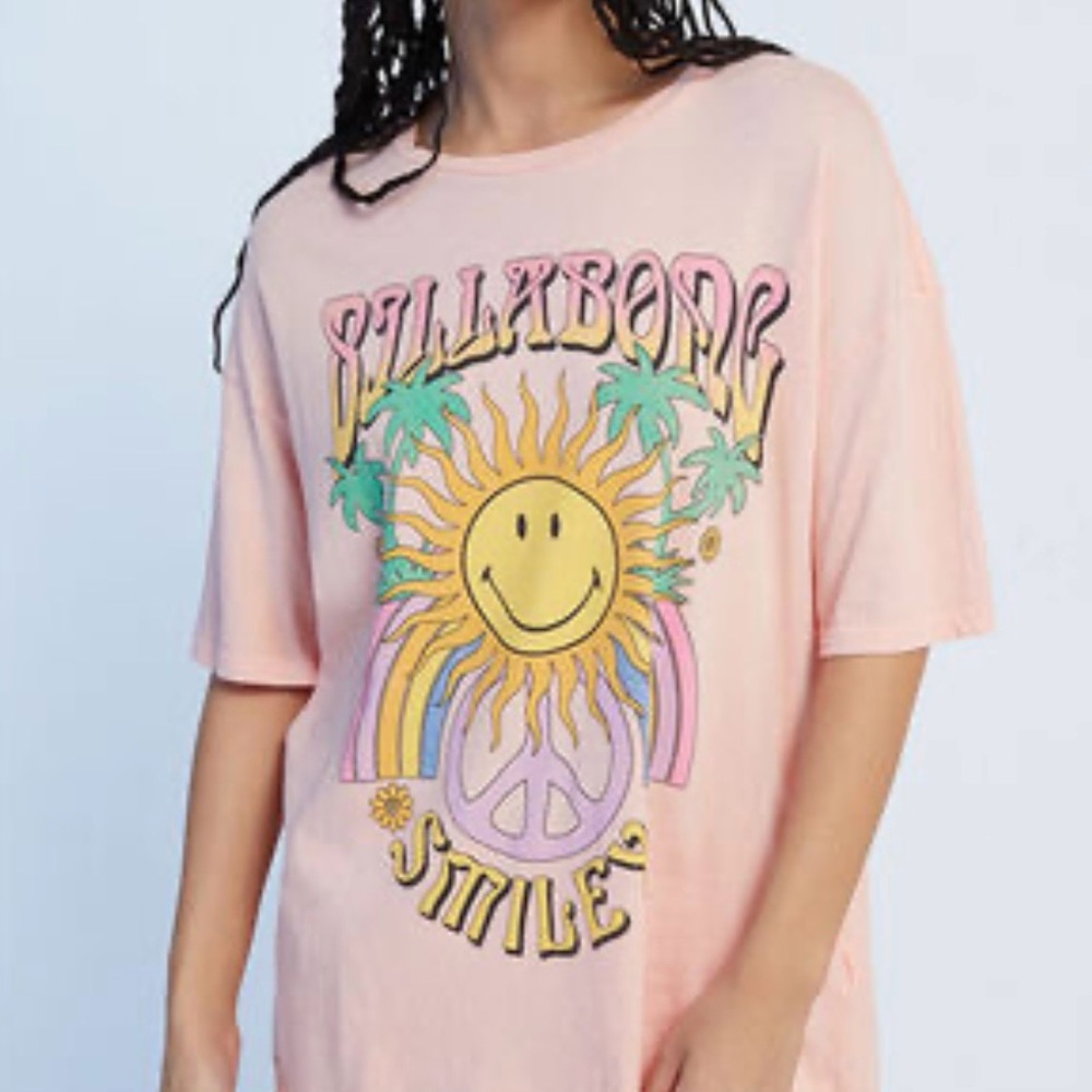 Billabong Smiley t shirt pink size s used 100% cotton sold out oversized